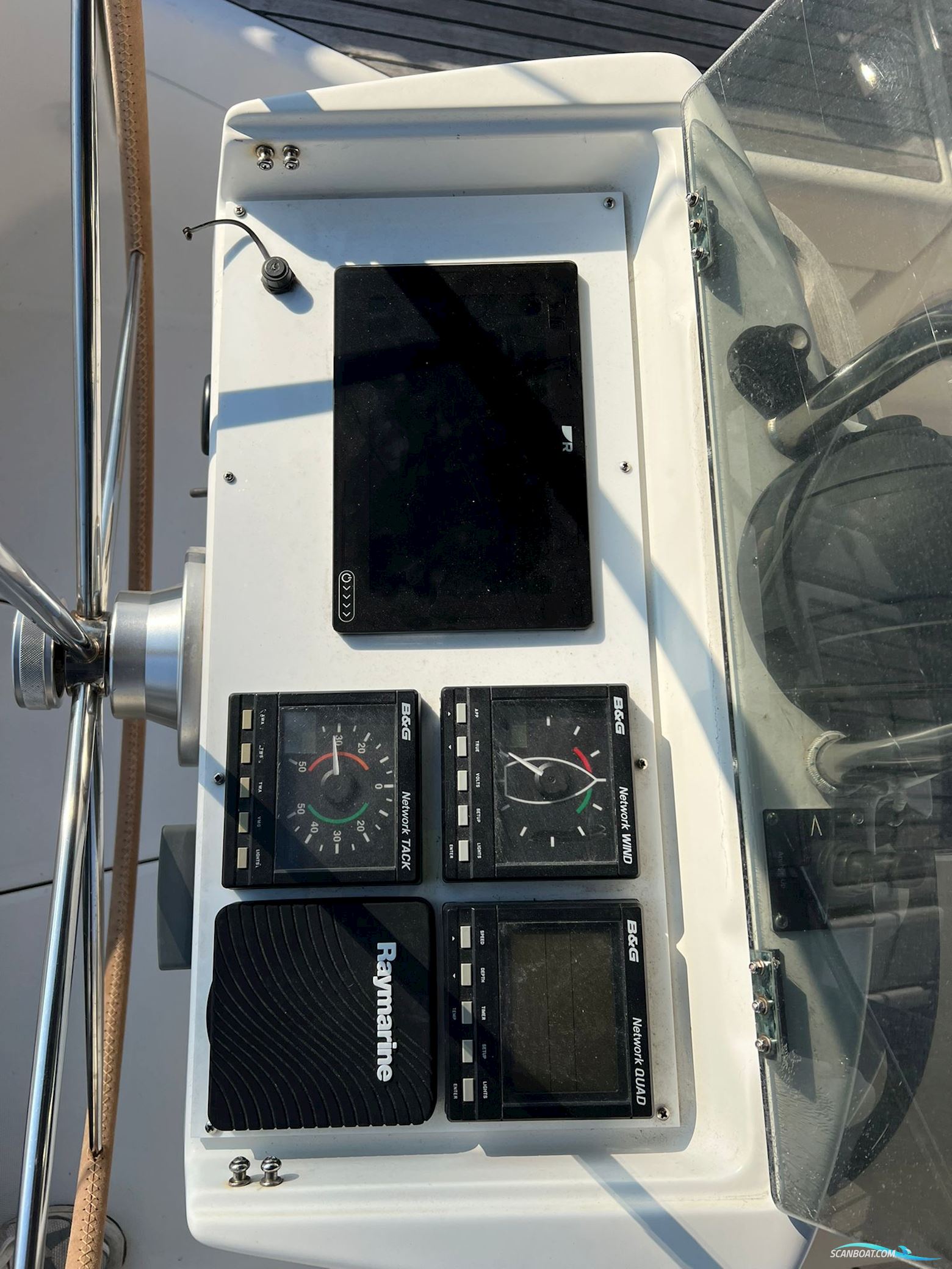 Beneteau Oceanis Clipper 411