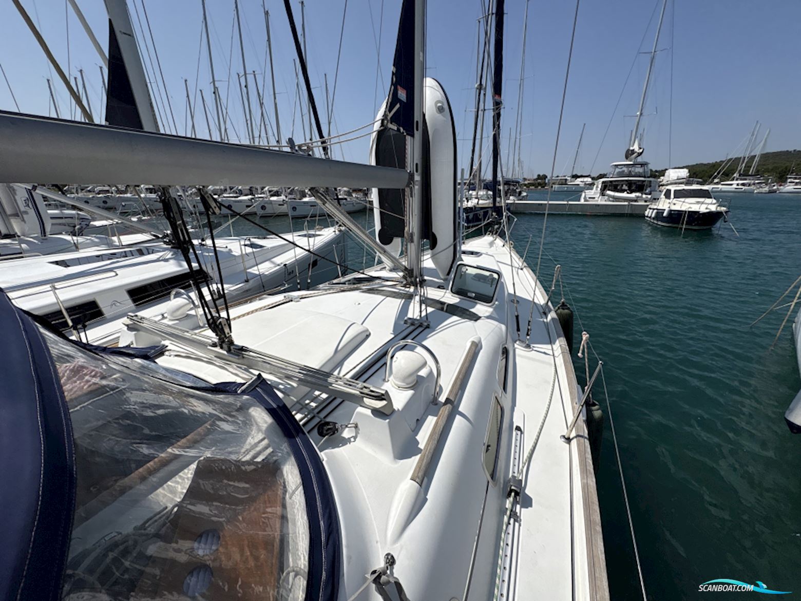 Beneteau Oceanis Clipper 423