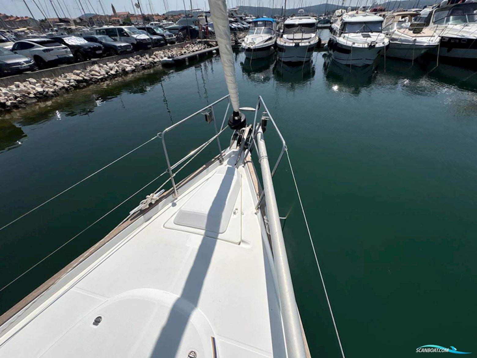 Beneteau Oceanis Clipper 423