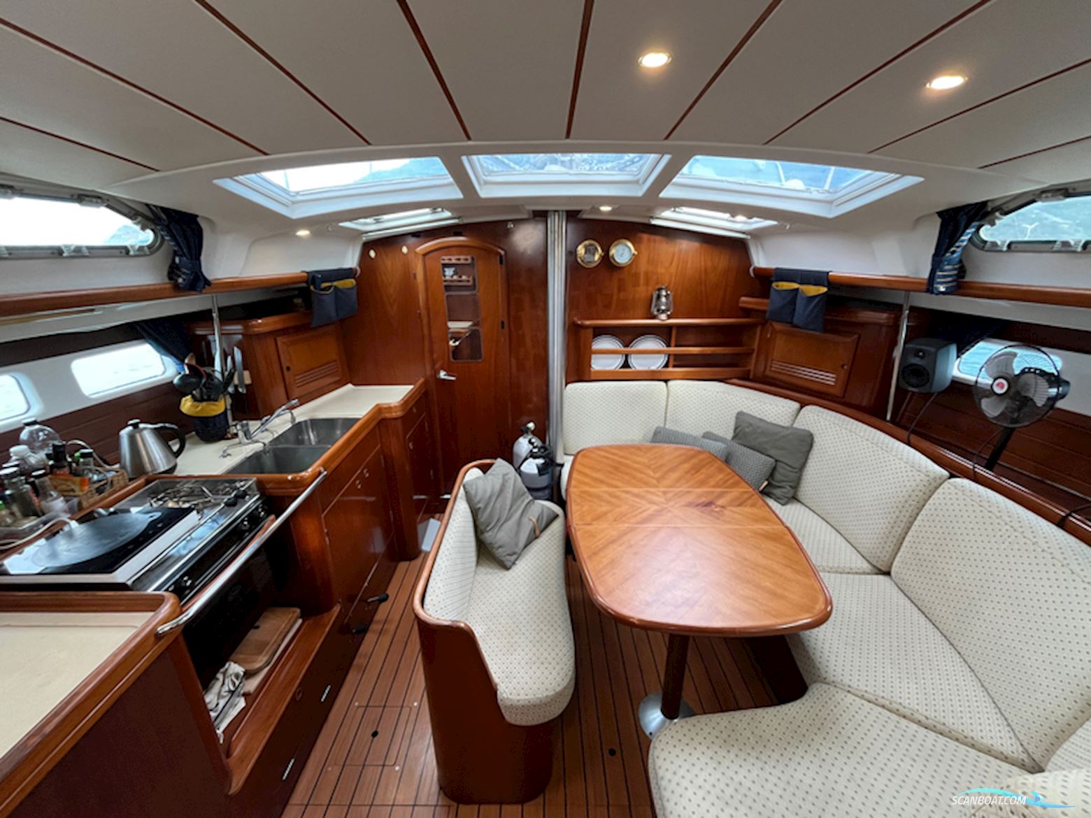 Beneteau Oceanis Clipper 423