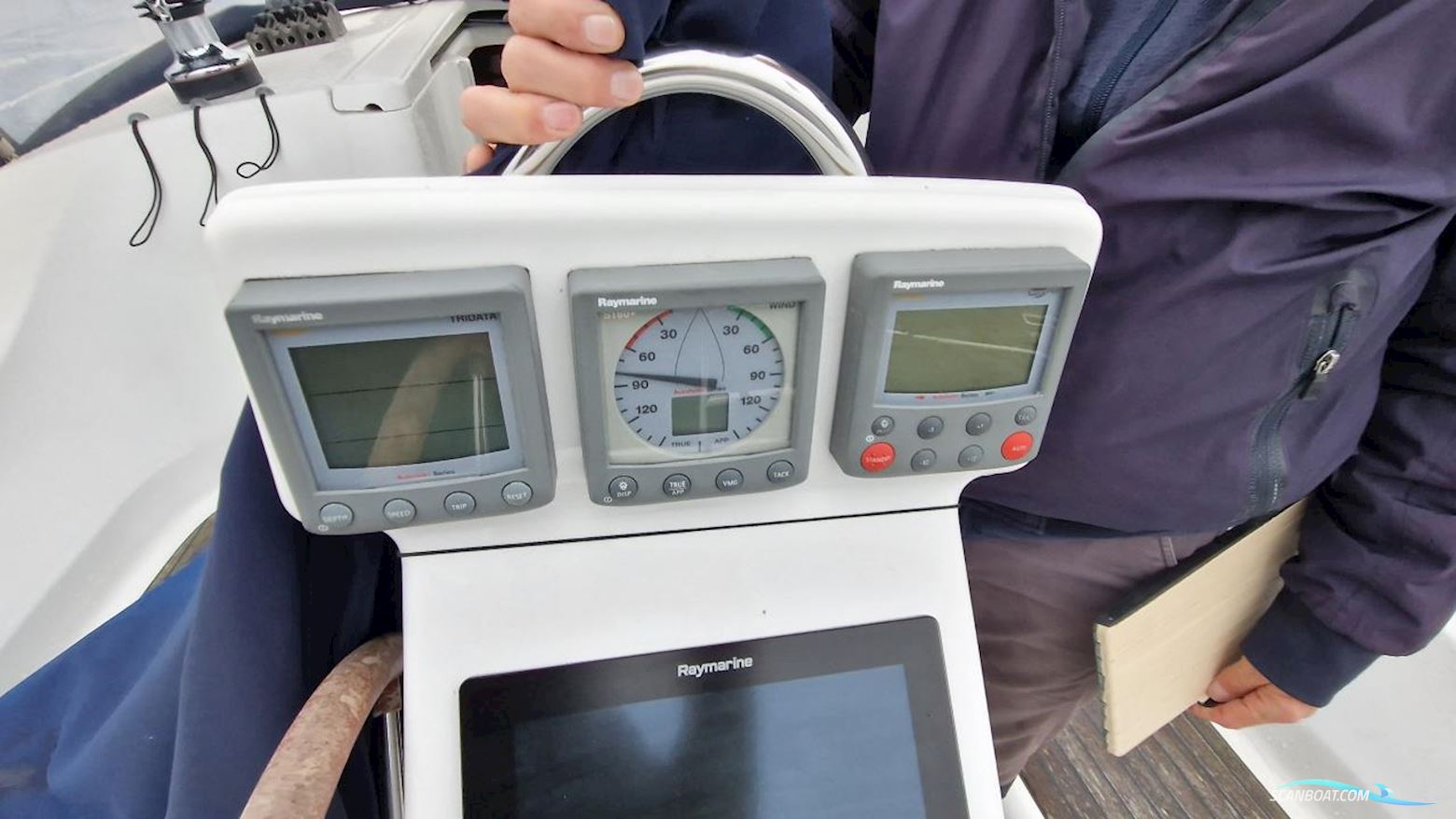 Beneteau Segelbåtar Oceanis 323