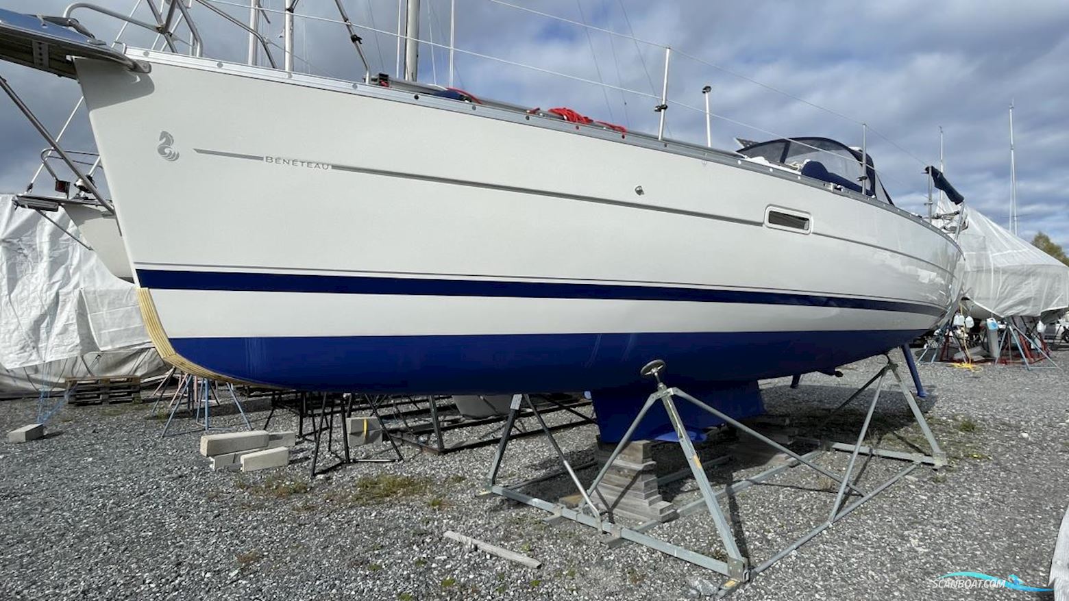 BENETEAU SEGELBÅTAR OCEANIS 323