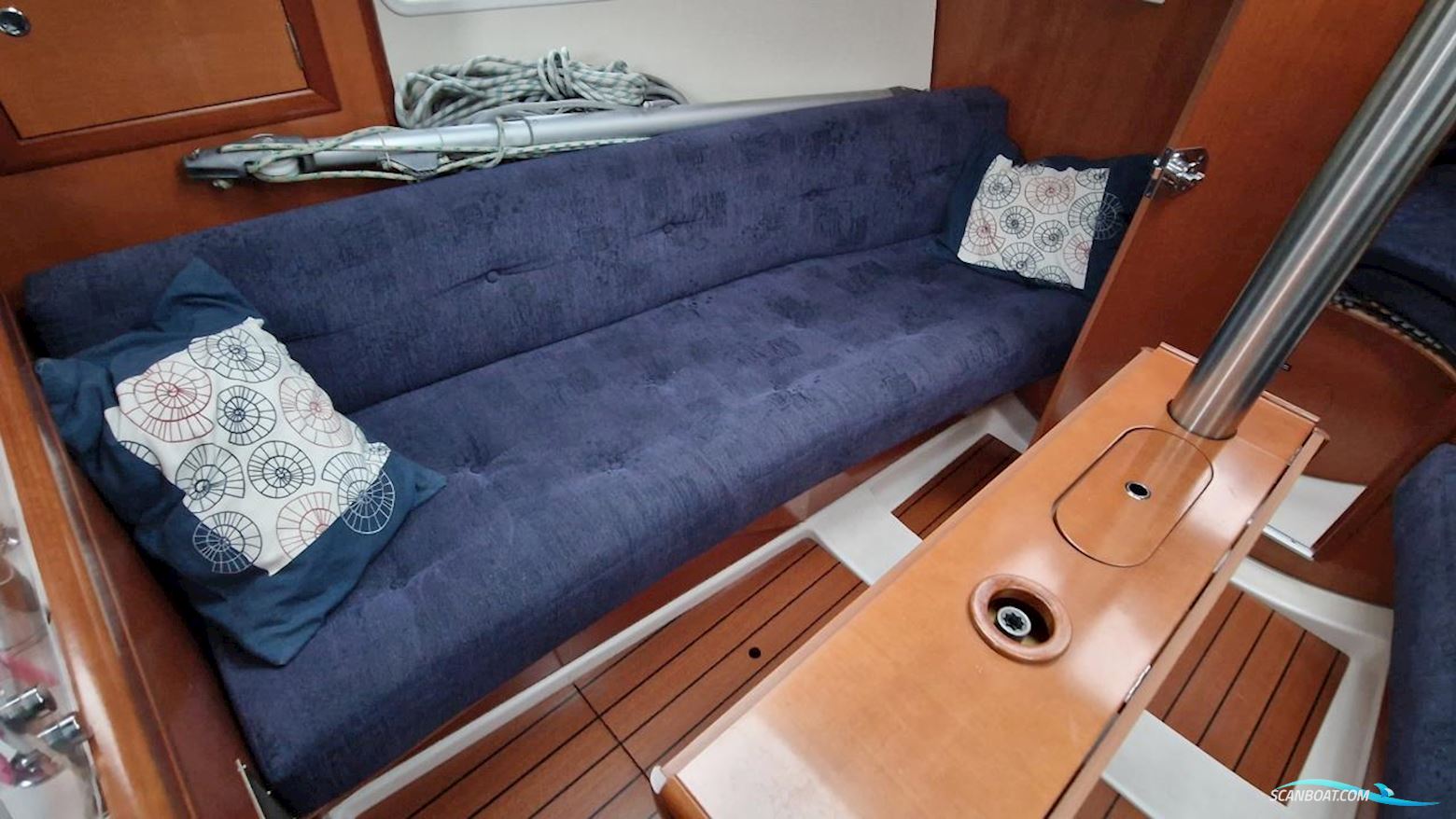 BENETEAU SEGELBÅTAR OCEANIS 323