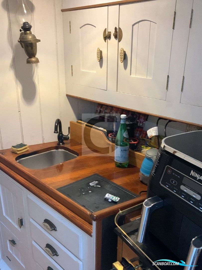 Bristol Pilot Cutter