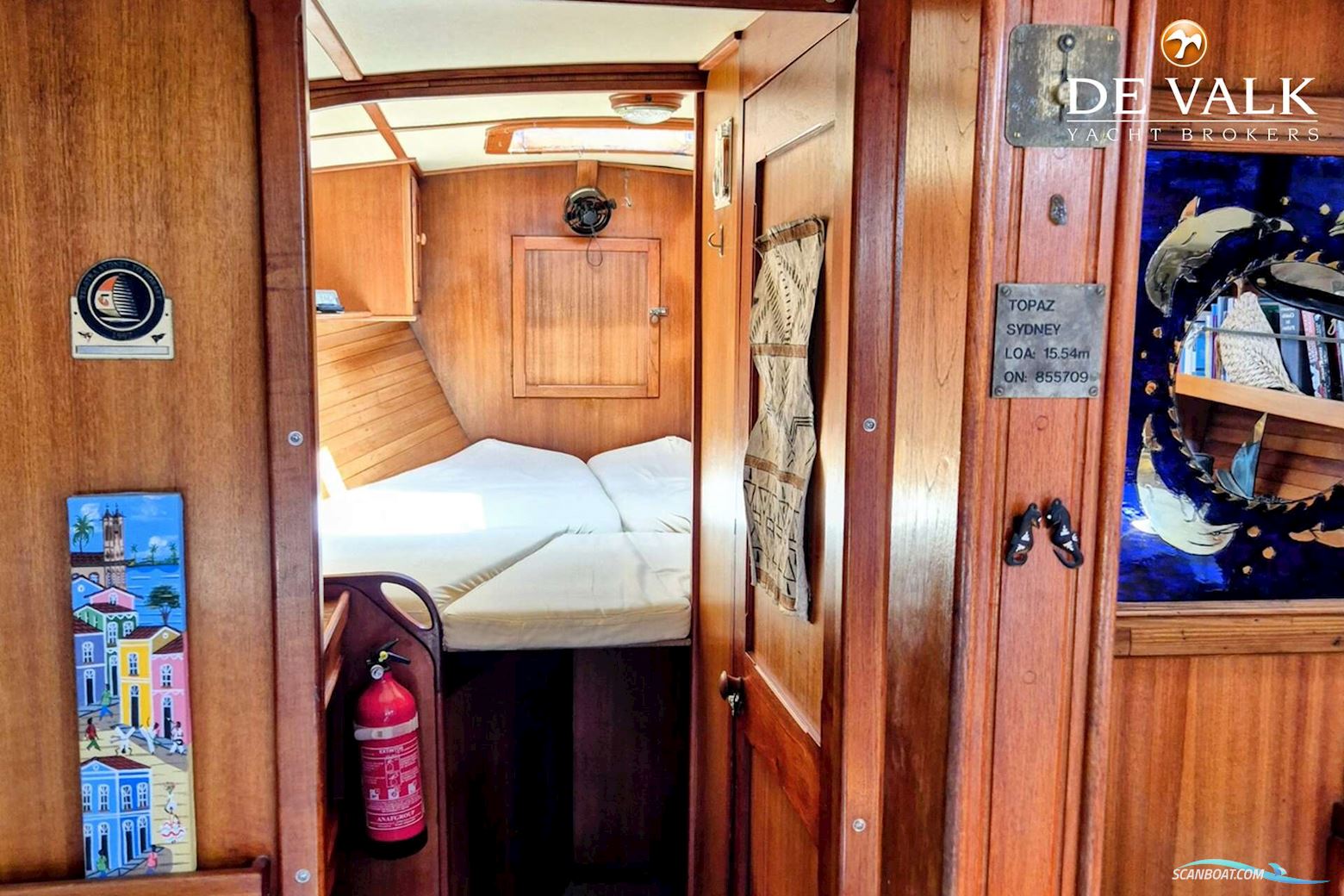 Brown Bluewater 49