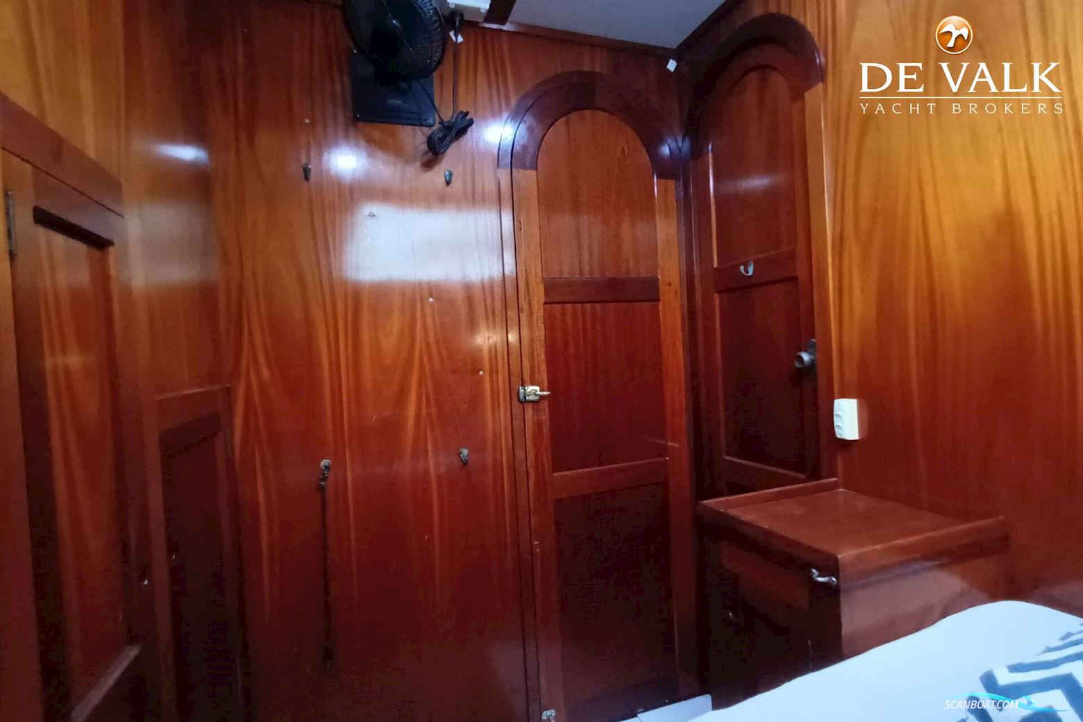 Bruce Roberts 50 (Henry Morgan)