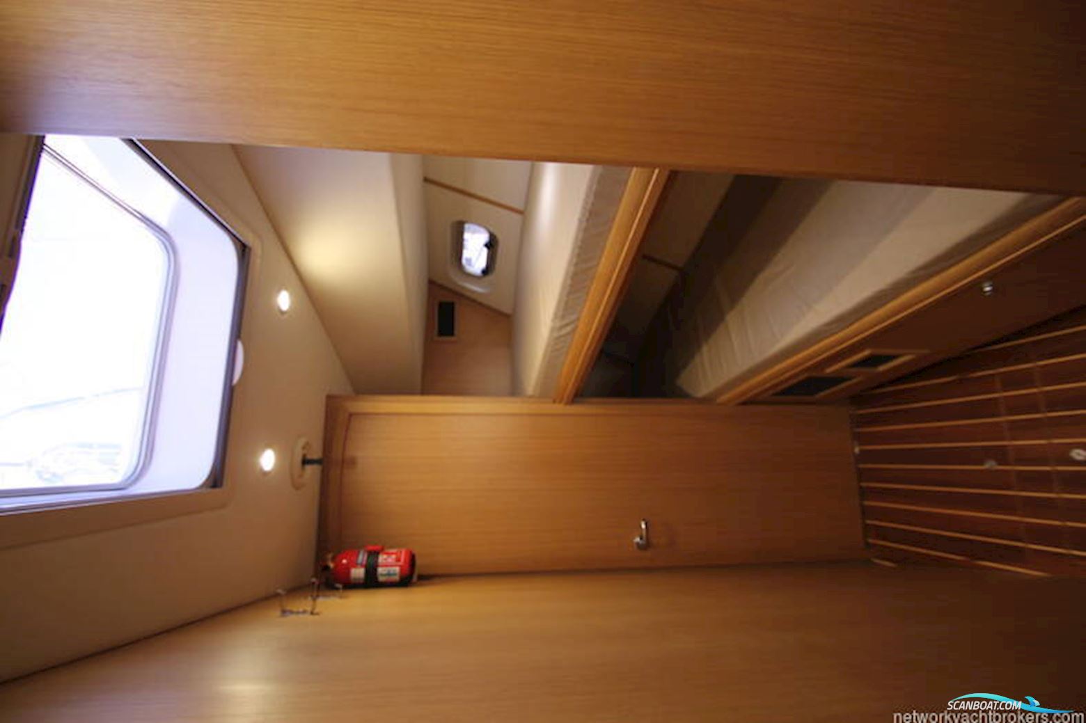 Bruce Roberts Custom Built Voyager 542 | 54ft