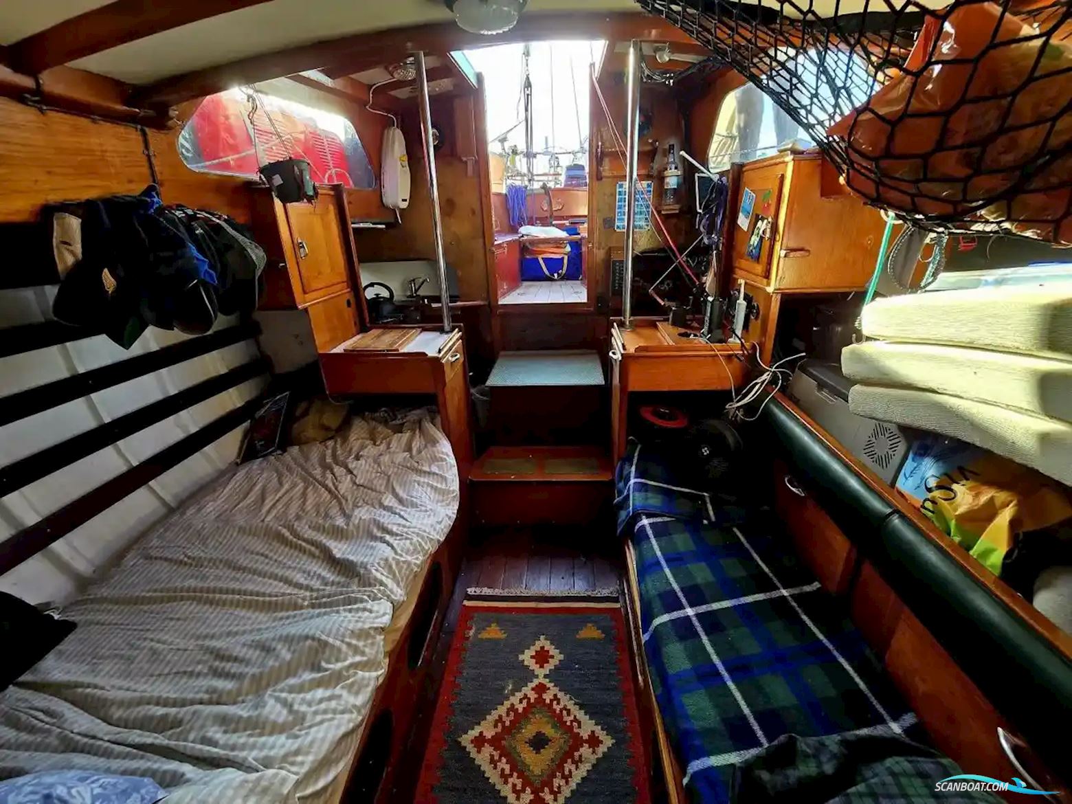 Camper & Nicholson 36