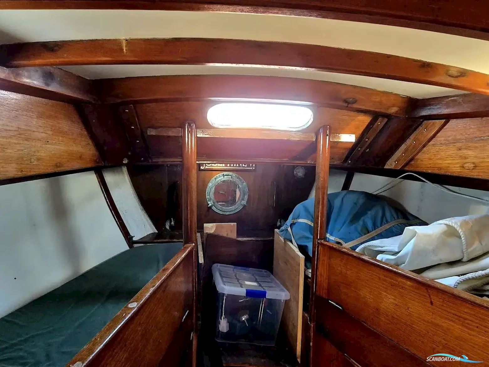 Camper & Nicholson 36
