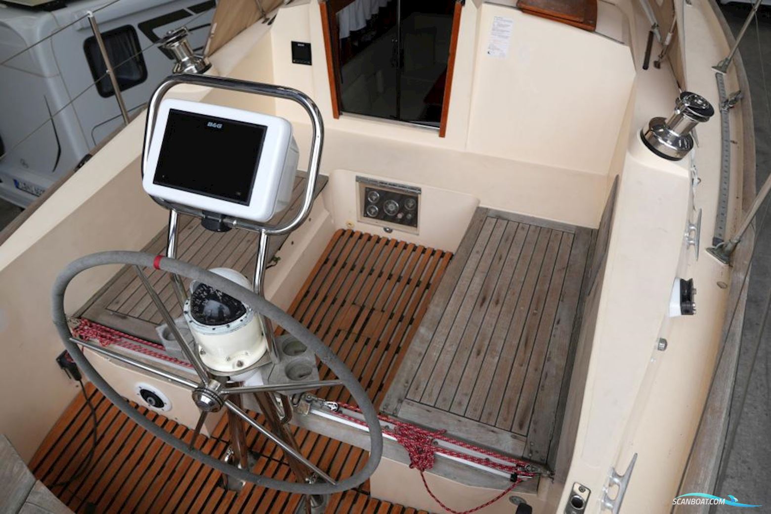 Camper & Nicholsons 35