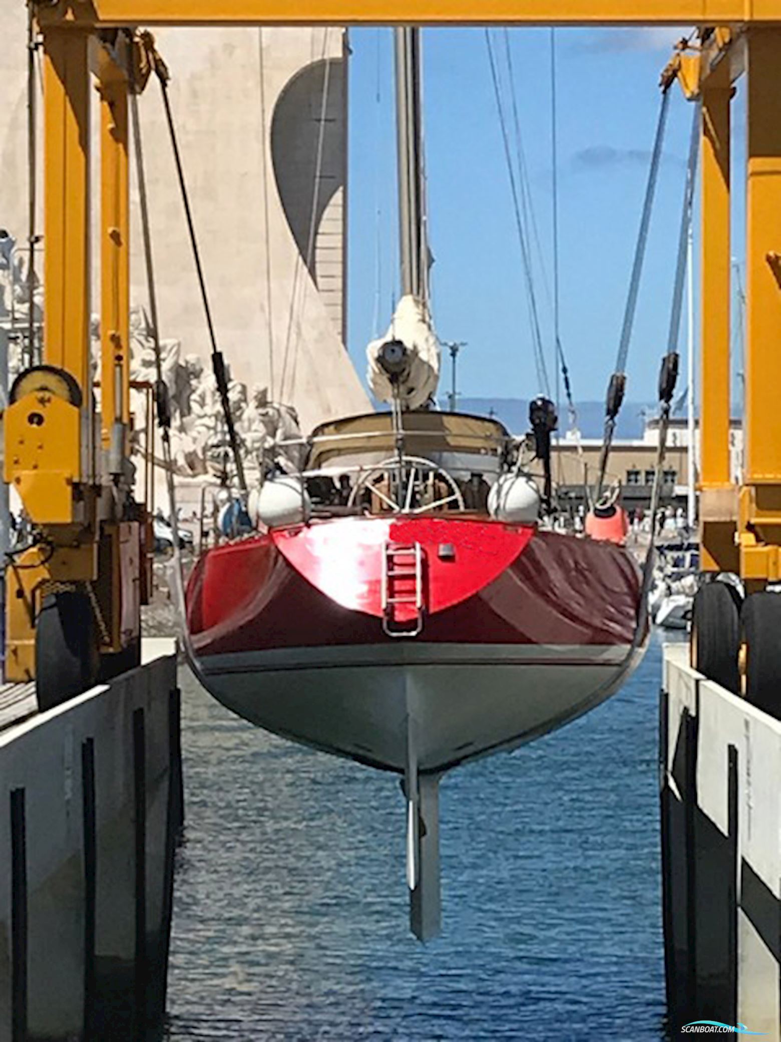 Camper & Nicholsons Two Tonner