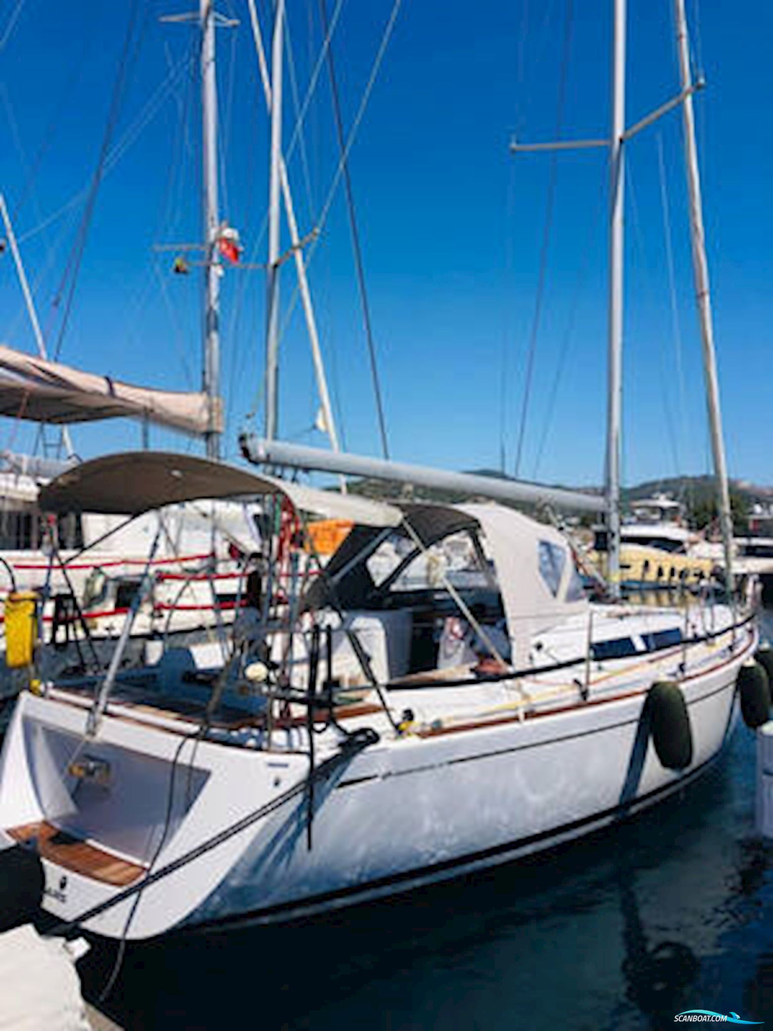 Cantiere Del Pardo Grand Soleil 37 B&C