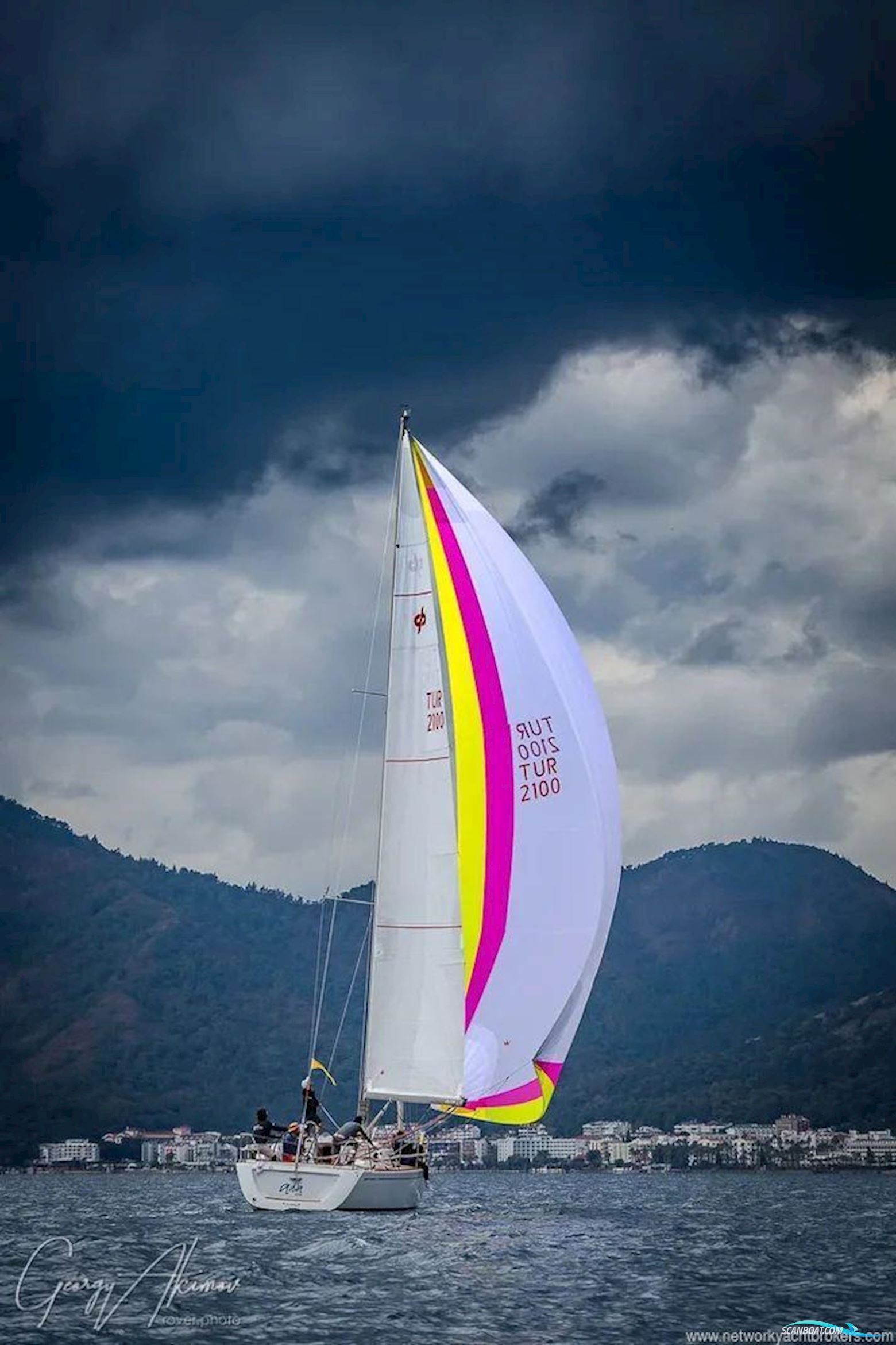 Cantiere Del Pardo Grand Soleil 37 B&C