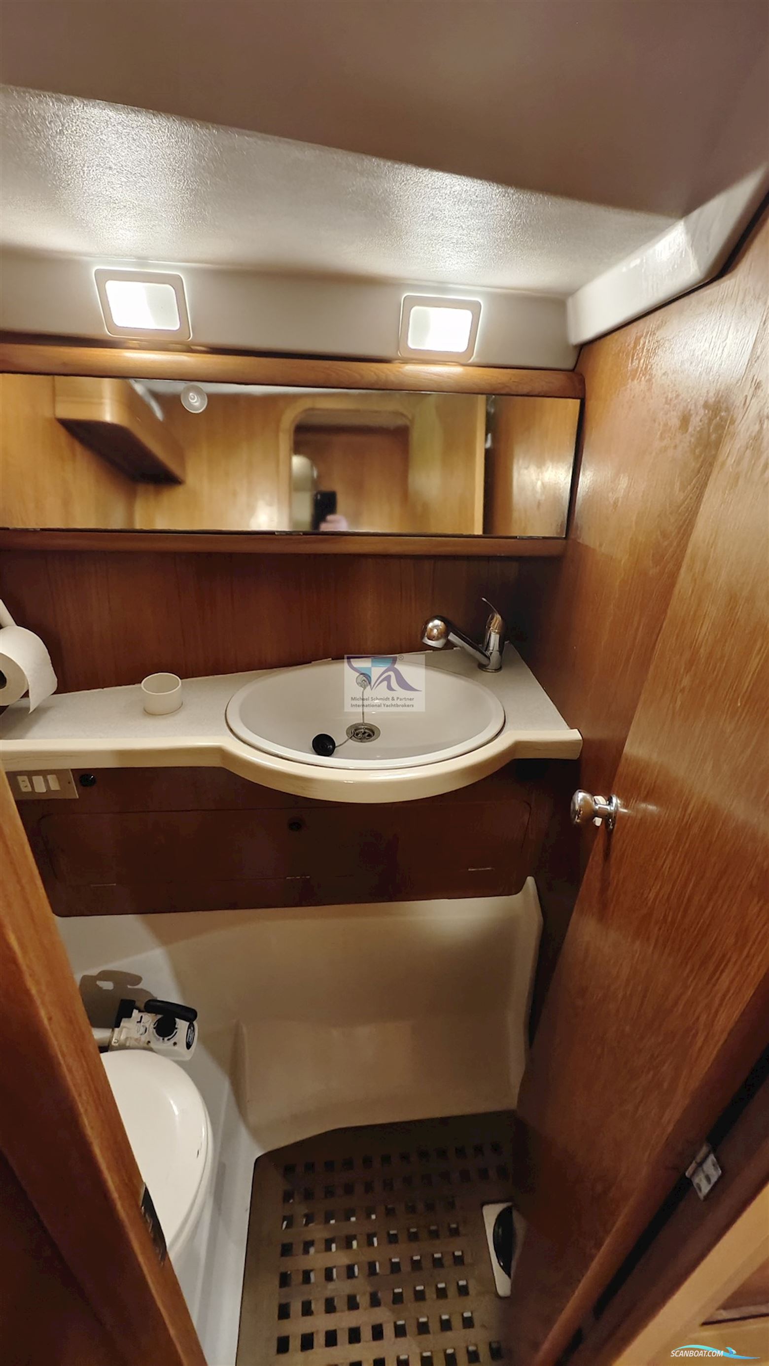 Cantiere Del Pardo Grand Soleil 45