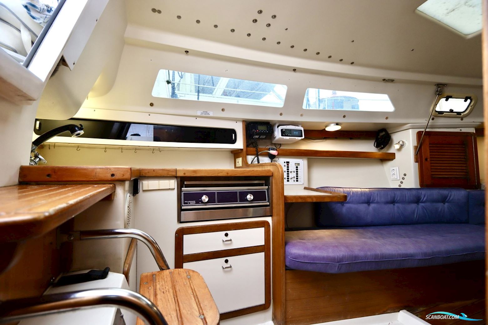 Catalina  270