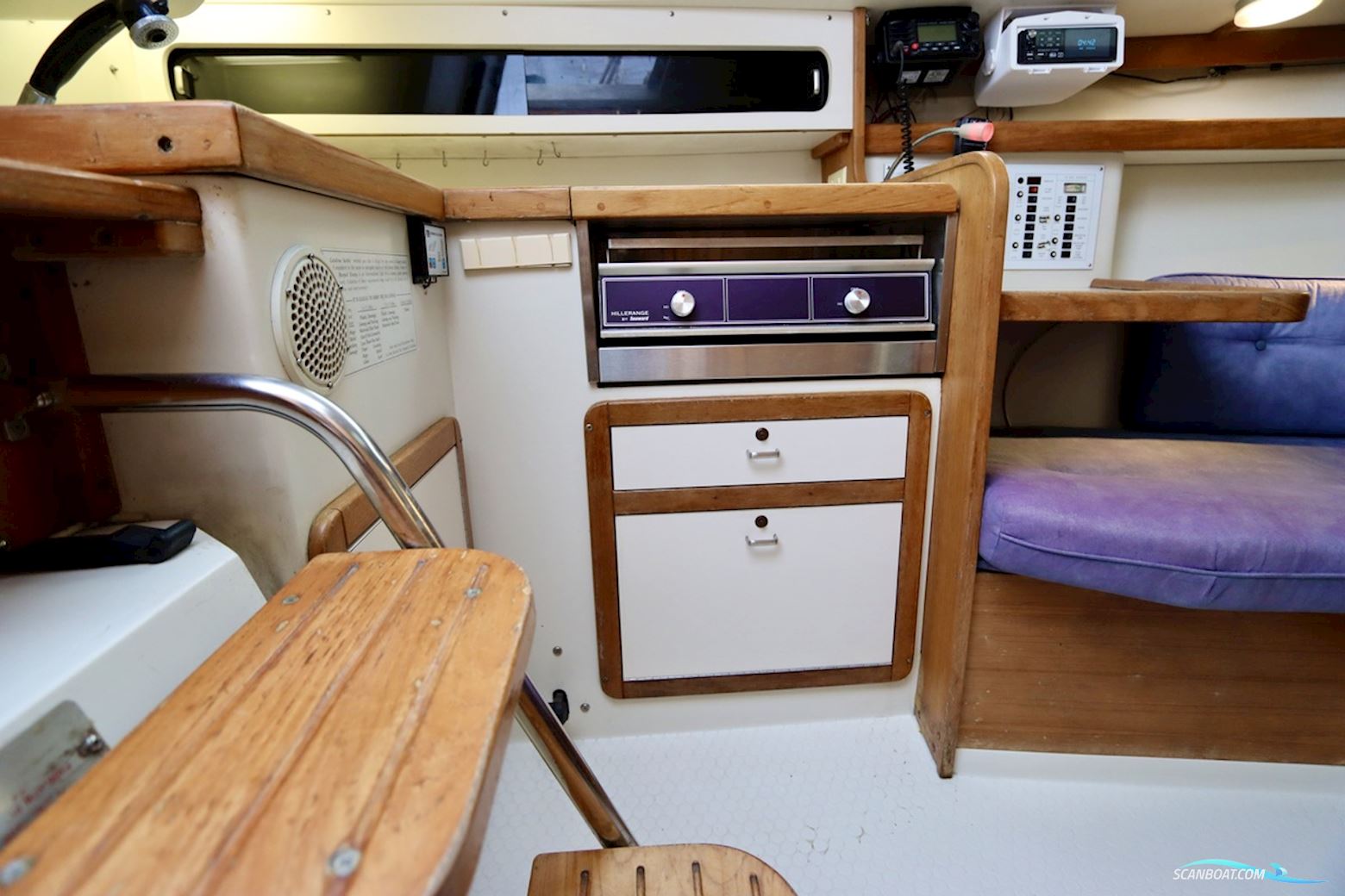 Catalina  270