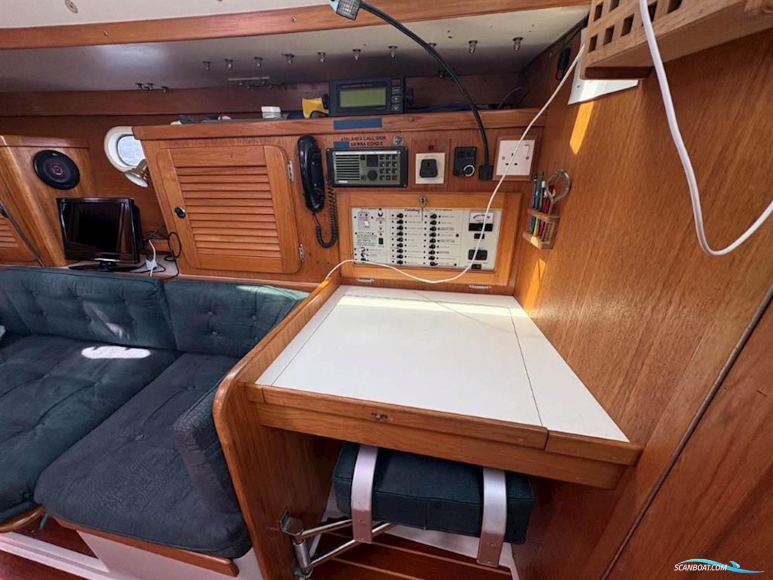 Catalina  36 Mark II