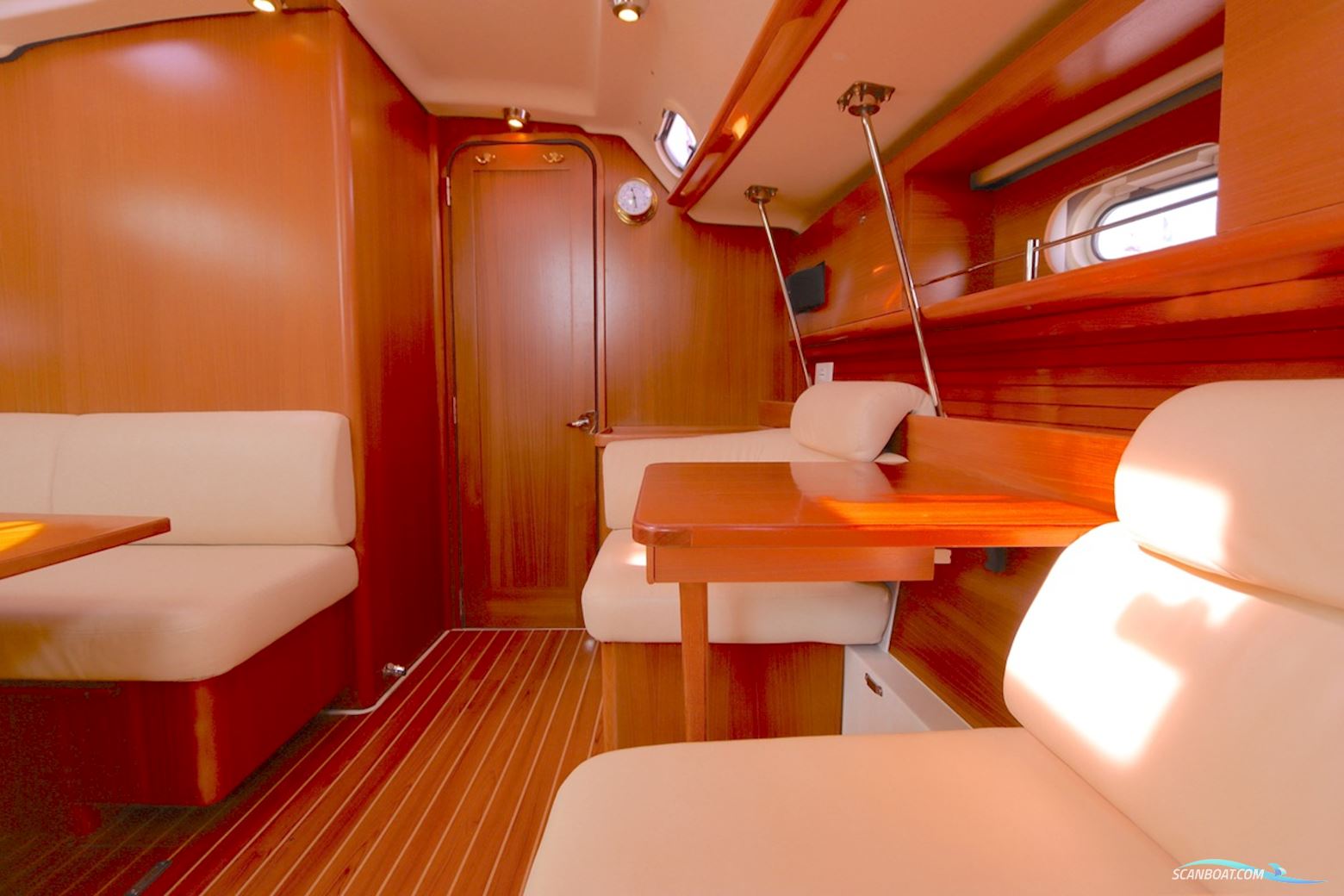 Catalina  445