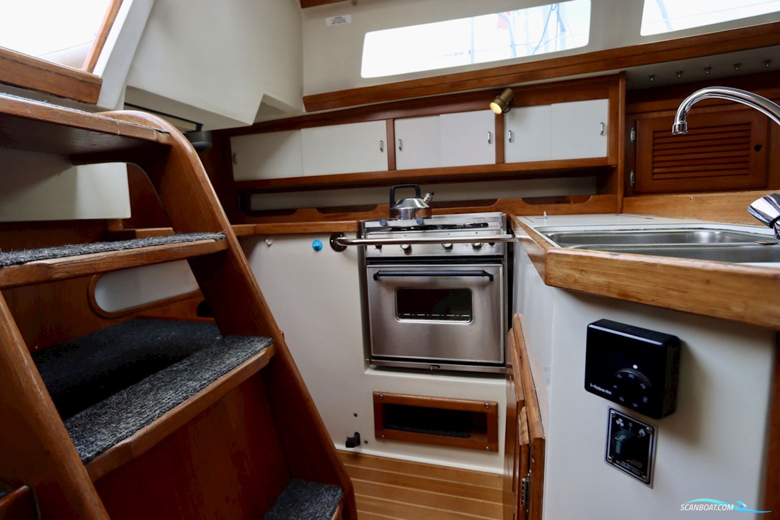 Catalina 36