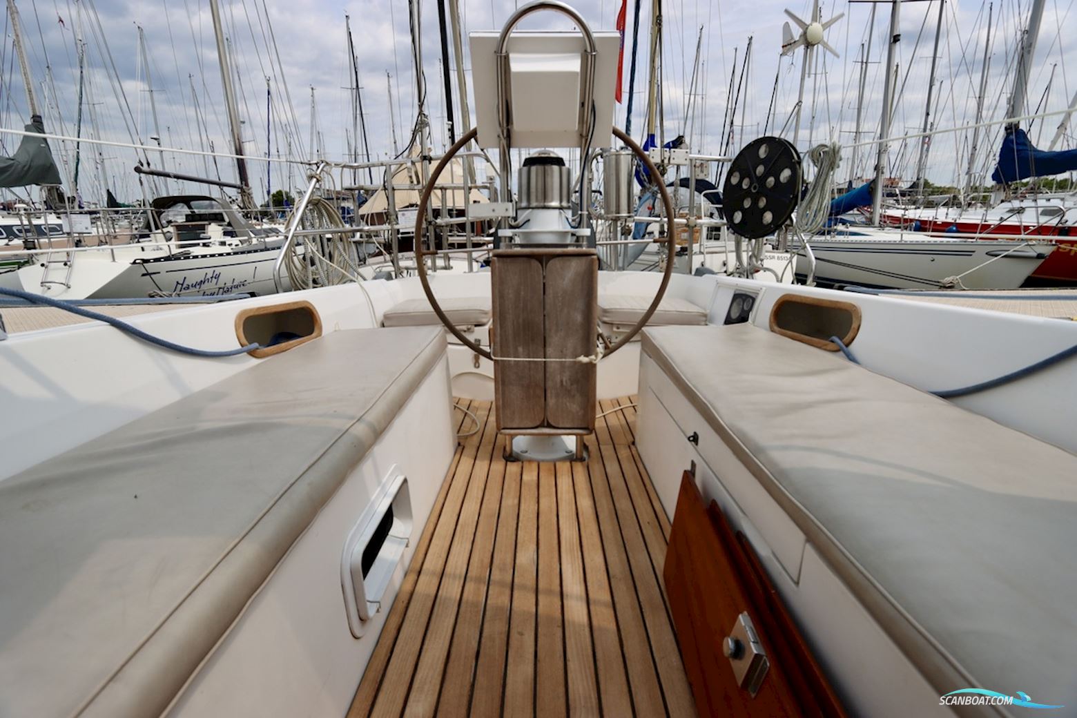 Catalina 36