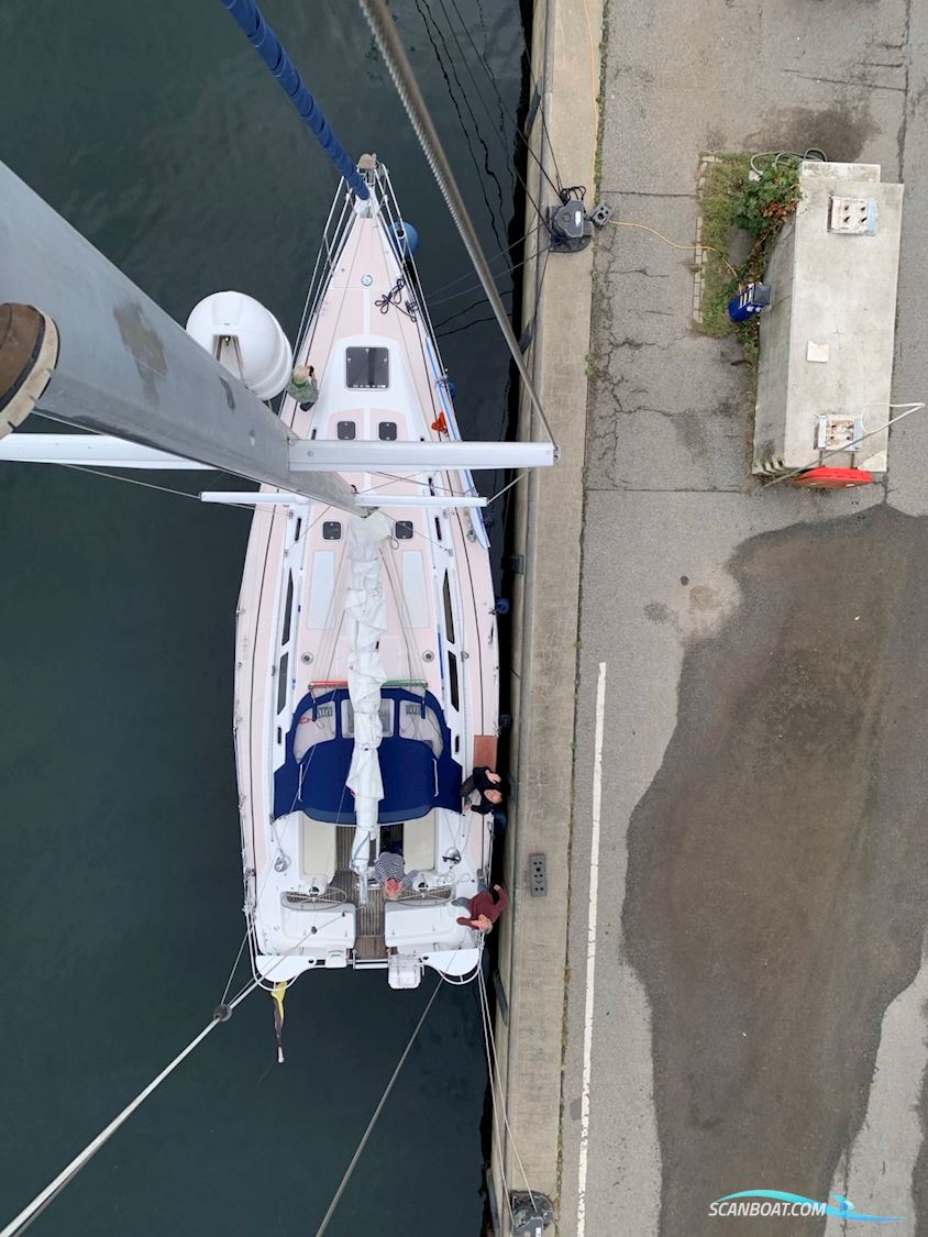 Catalina 400