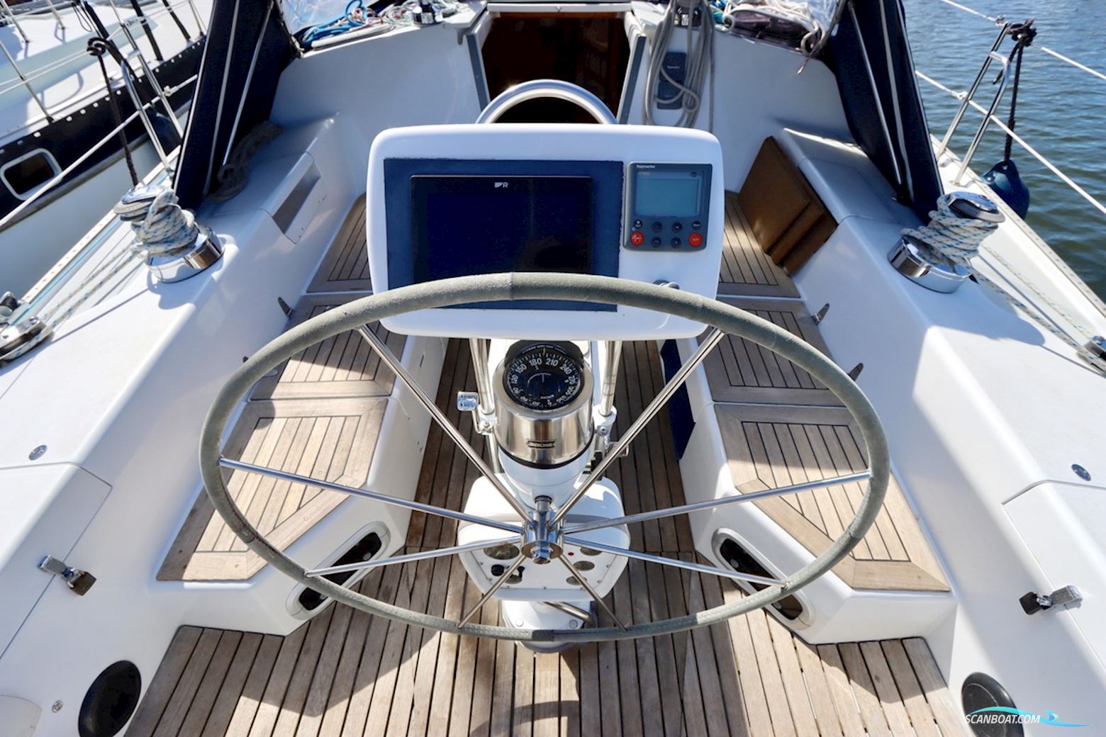 Catalina 42 MK II