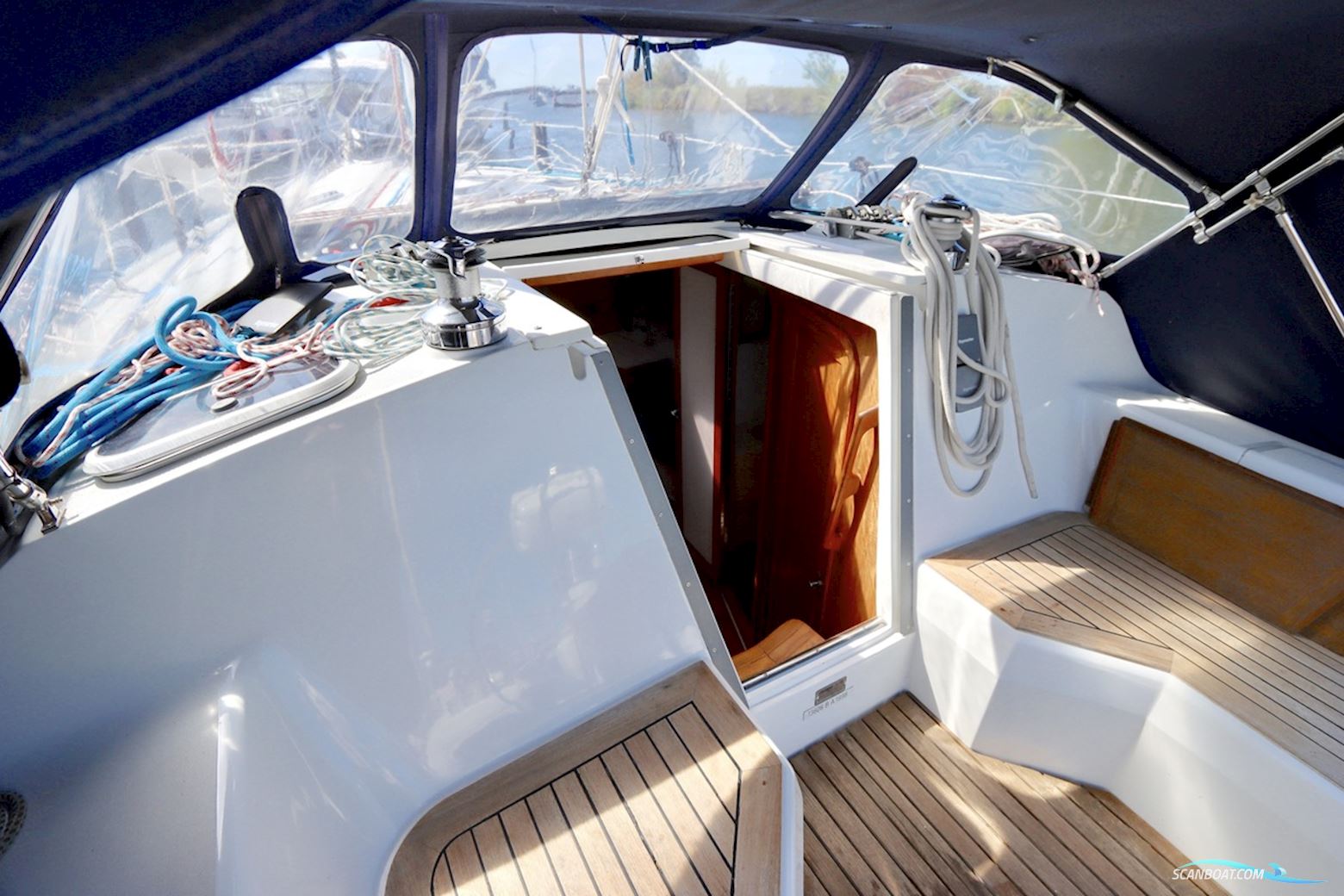 Catalina 42 MK II