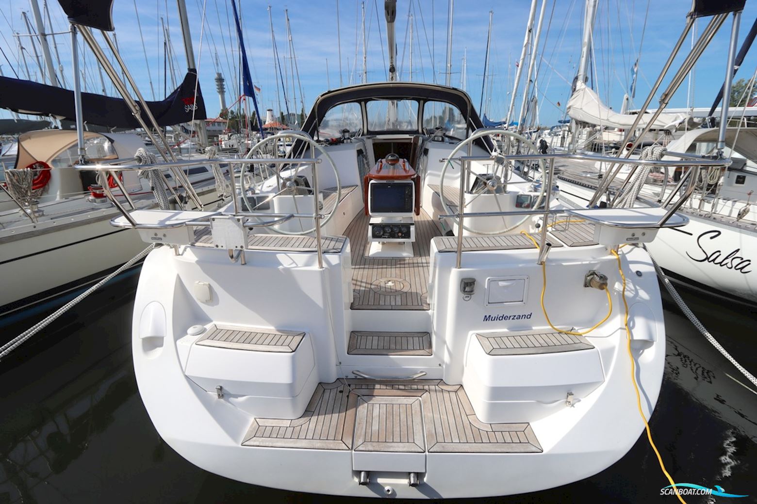 Catalina 445
