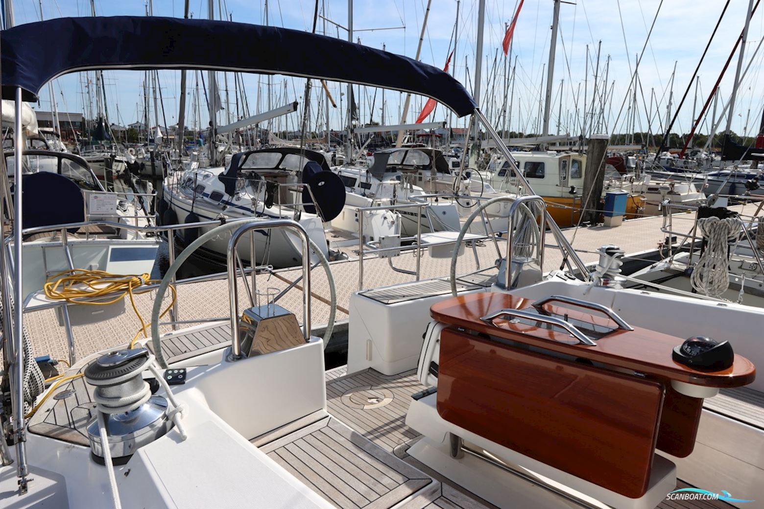 Catalina 445