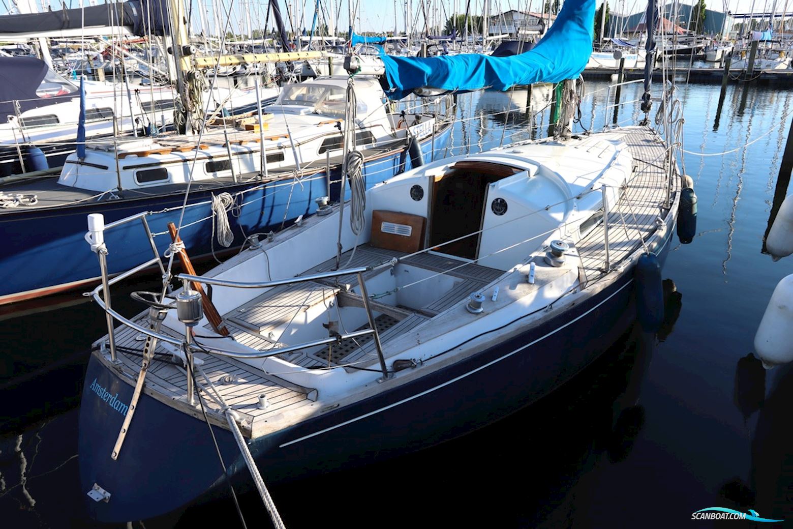 CENTURION 32