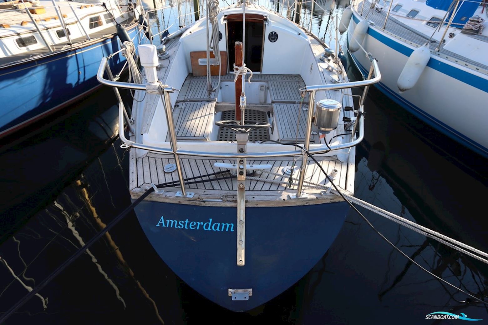 CENTURION 32