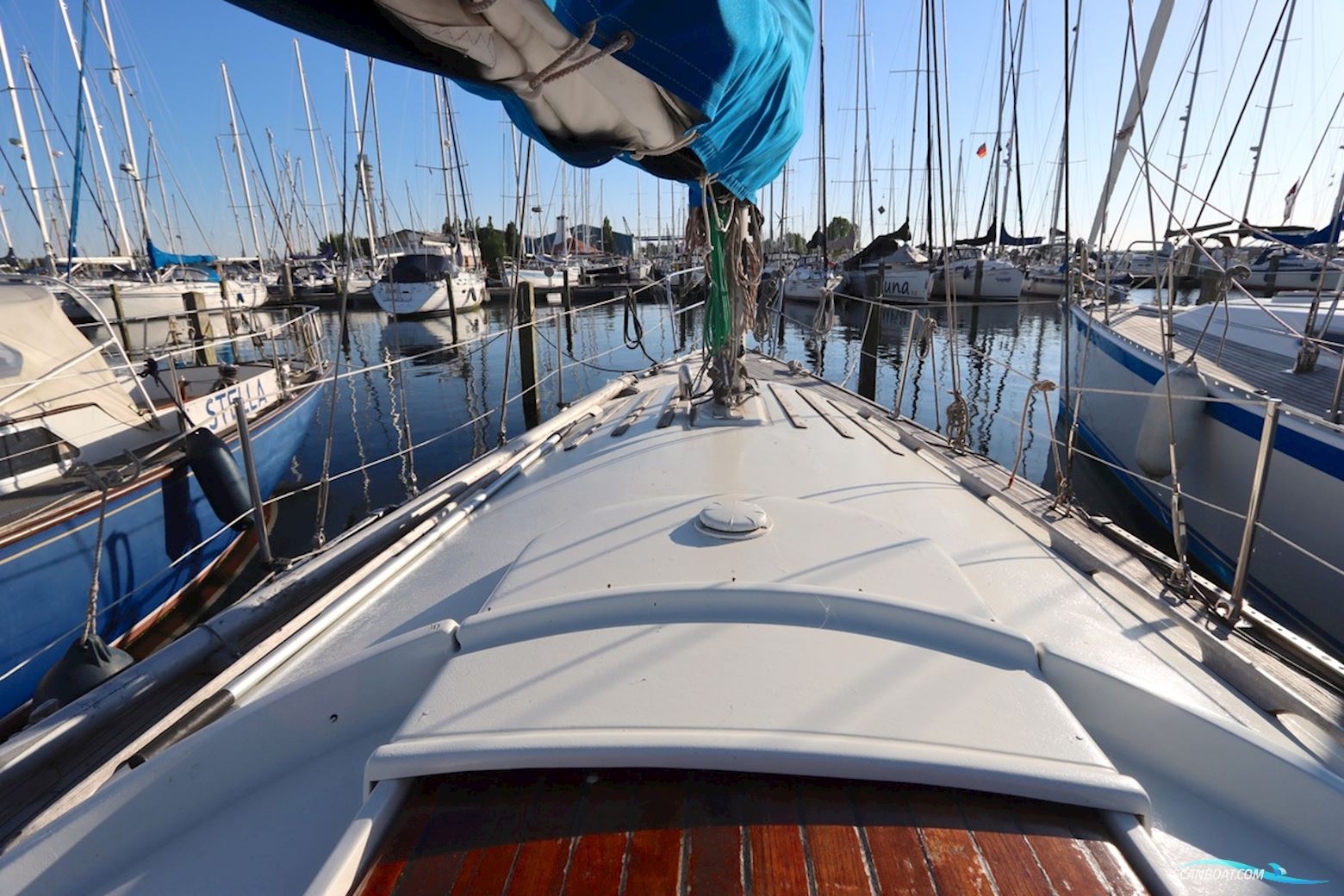 CENTURION 32