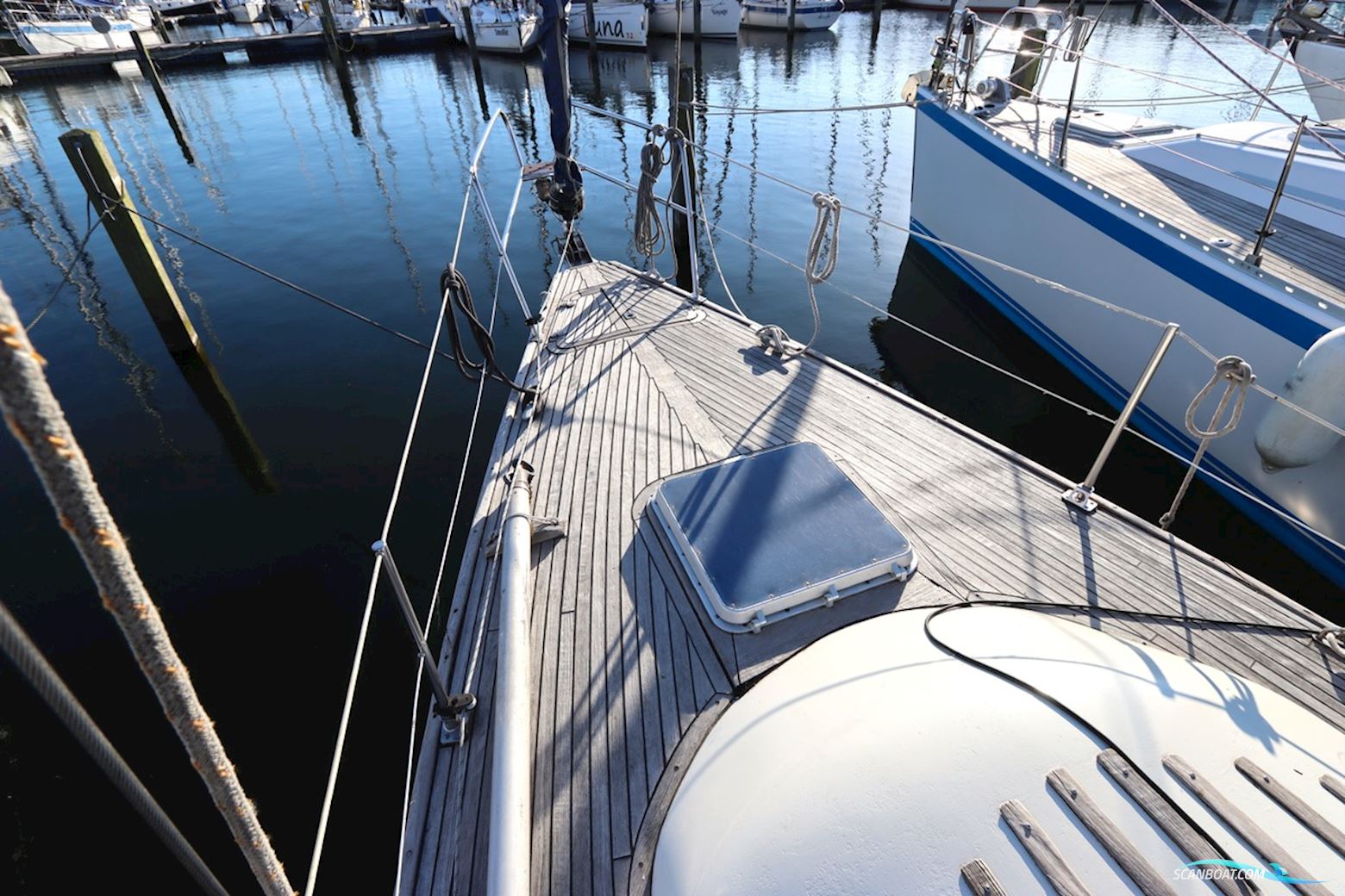 CENTURION 32