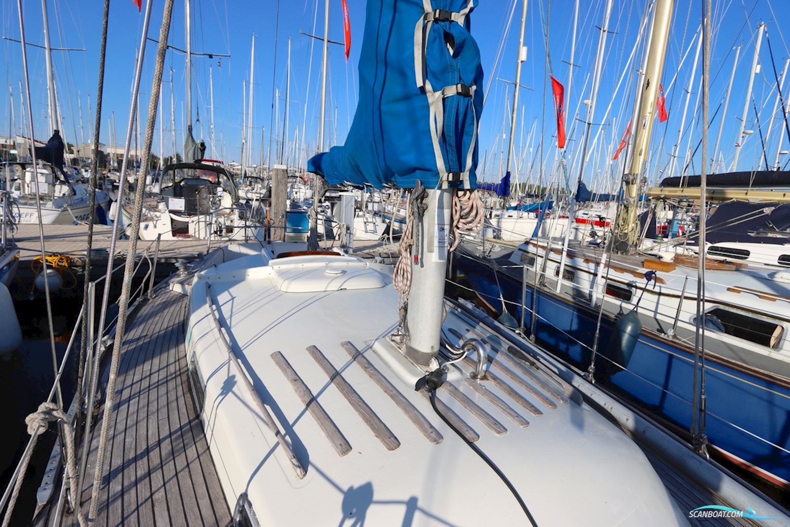 CENTURION 32