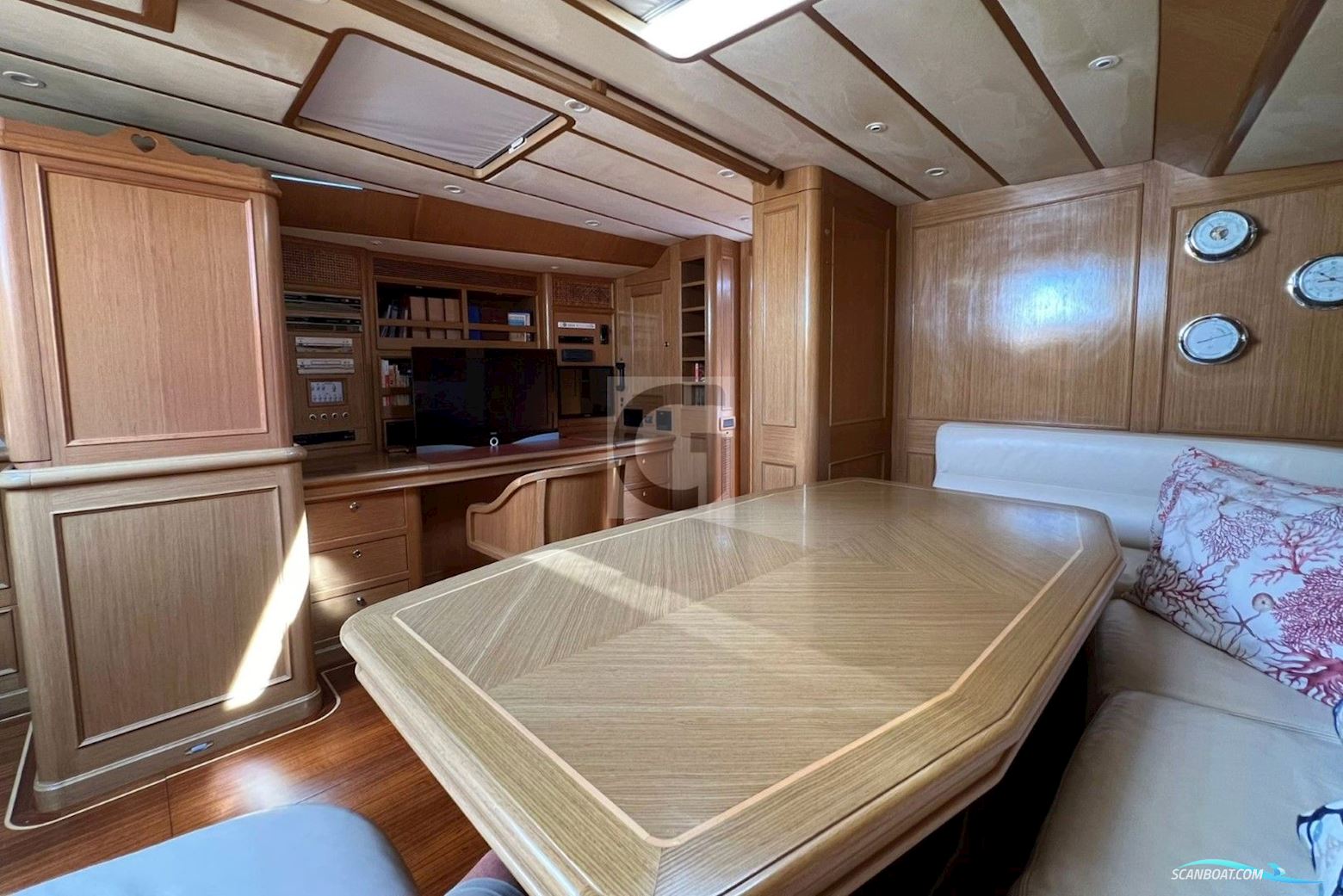 CN Yacht 2000 Felci FY71