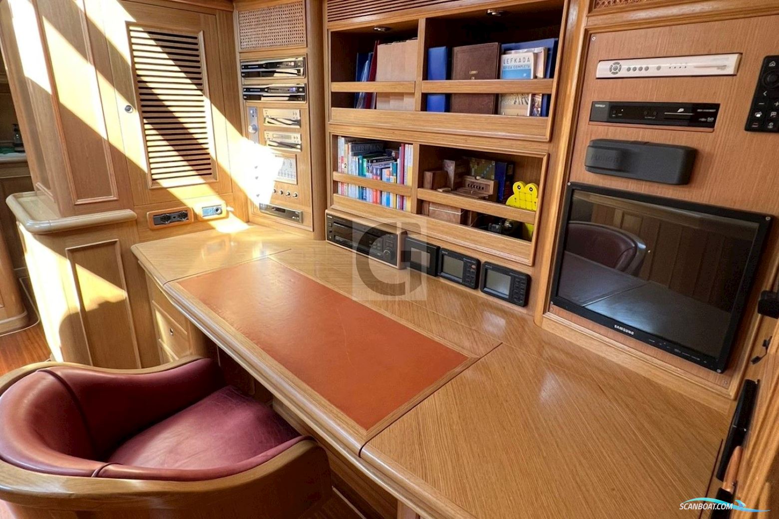 CN Yacht 2000 Felci FY71