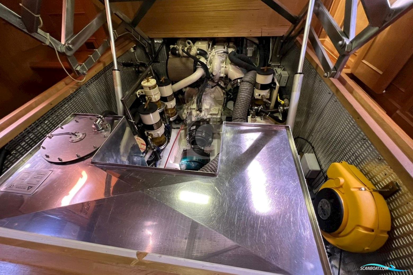 CN Yacht 2000 Felci FY71