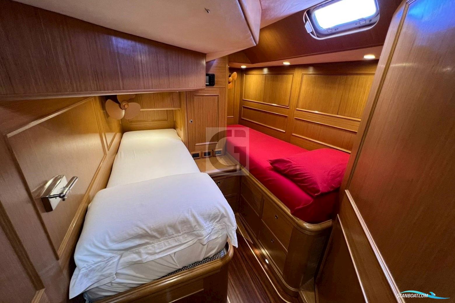 CN Yacht 2000 Felci FY71