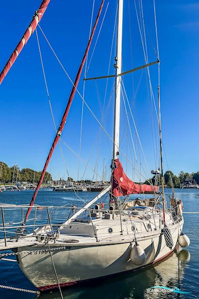 Colin Archer 33 Sailingboat 1986, with Nanni Kubota     50 hp engine, Finland