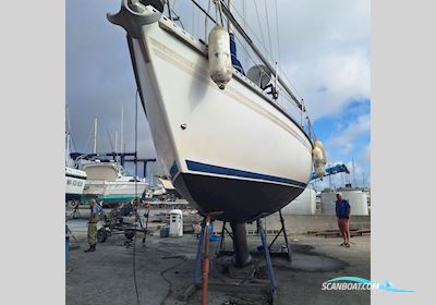 Comfort Yachts Comfortina 32 Sailingboat 1995, with Volvo Penta MD 2030 engine, France