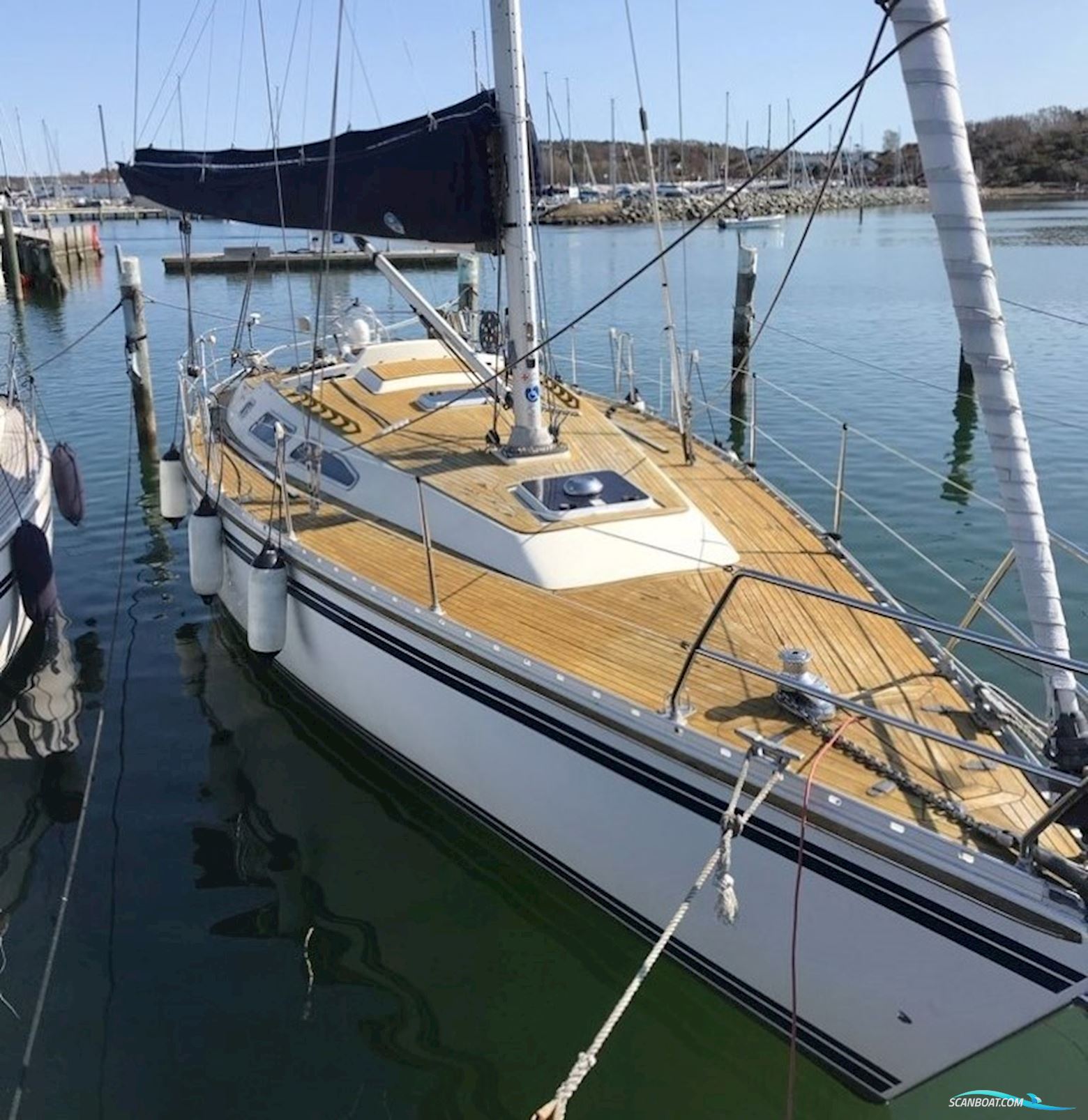 Comfortina 38 Sailingboat 1990, with Volvo Penta 2003 Turbo engine, Sweden