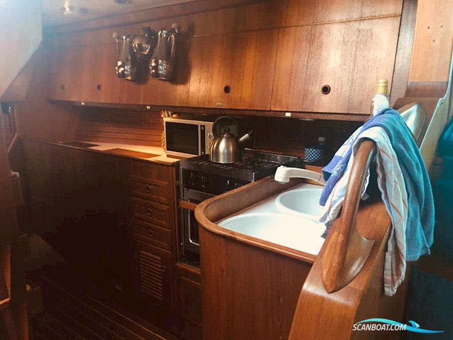 Conrad Outborn 40
