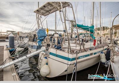 Contest 43 Sailingboat 1990, with Nanni Diesel engine, Spain