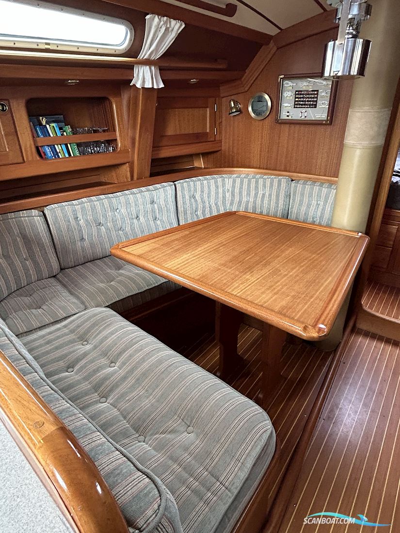 CR YACHTS 390