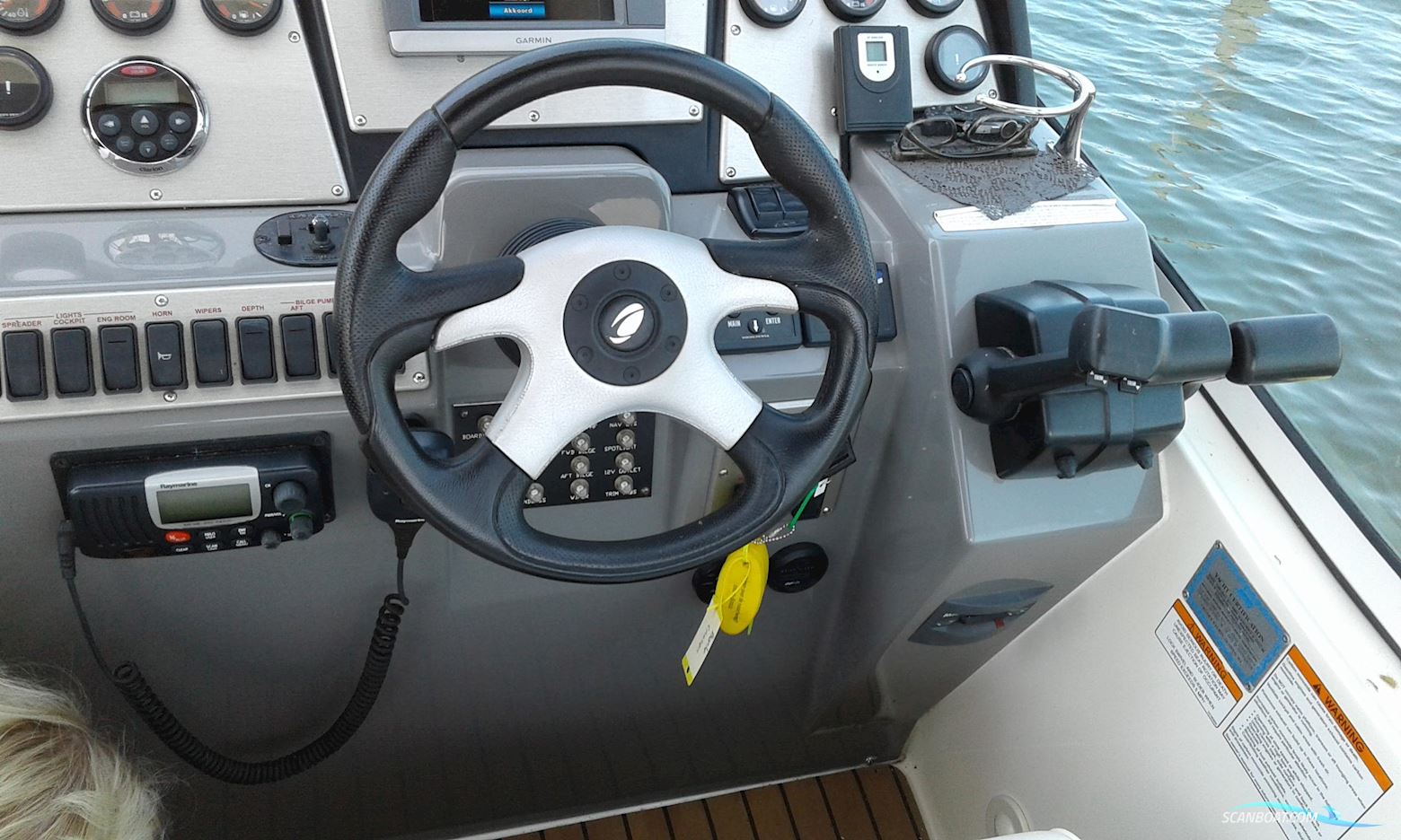 Cruisers Yachts 300 Cxi Express