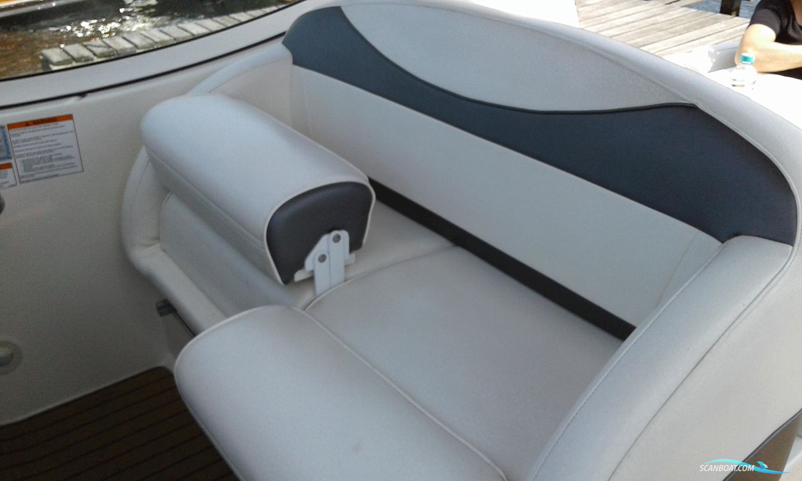 Cruisers Yachts 300 Cxi Express