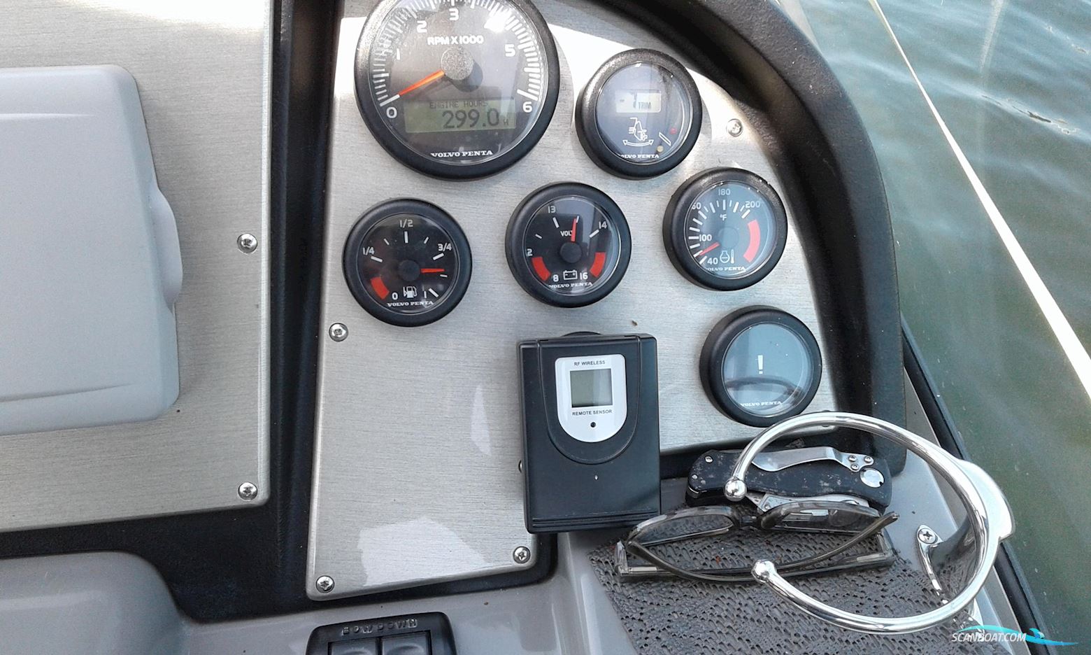 Cruisers Yachts 300 Cxi Express