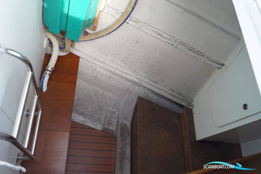 Custom Build 50 Feet Decksalon Yacht