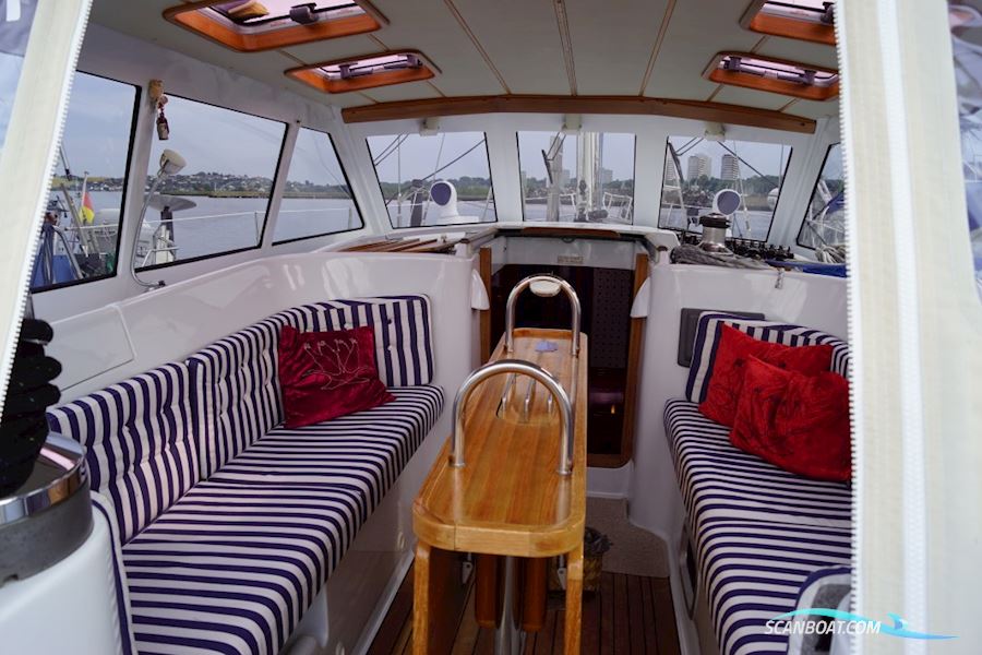 Custom Build 50 Feet Decksalon Yacht