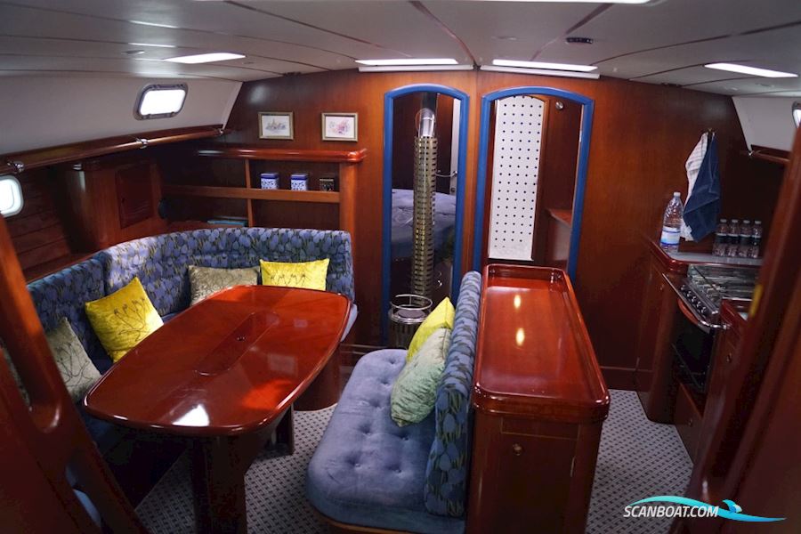 Custom Build 50 Feet Decksalon Yacht